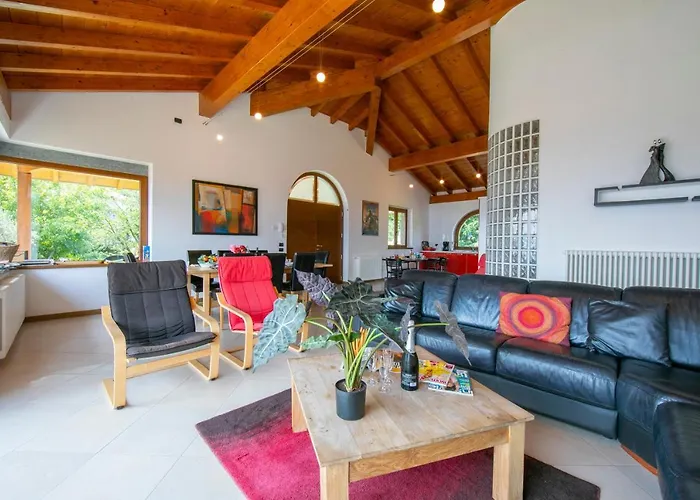 Louise * San Siro (Lombardy)