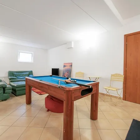 Louise Villa San Siro (Lombardy)