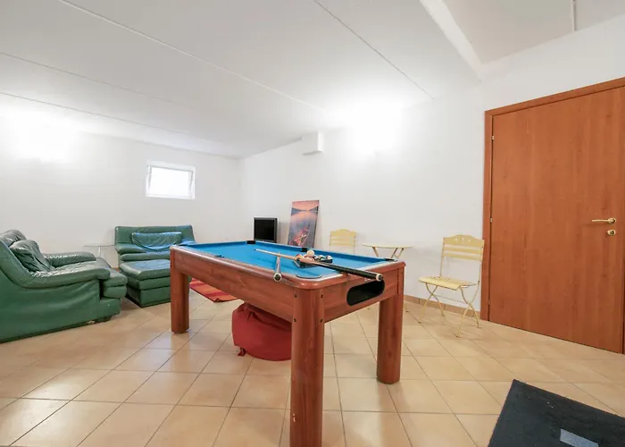 Louise Villa San Siro (Lombardy)